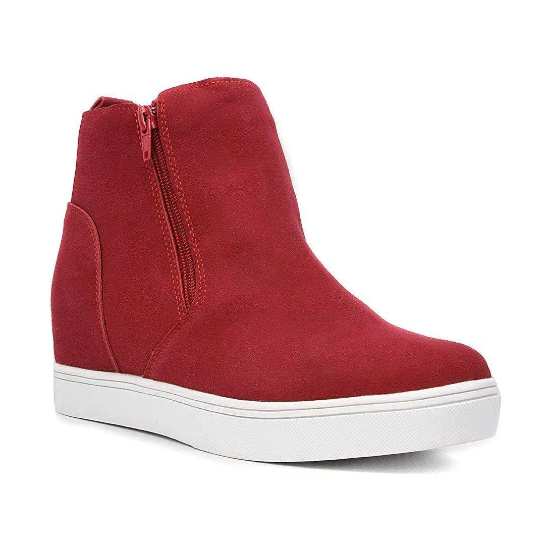 Corkys Women's Hunt Casual Sneakers