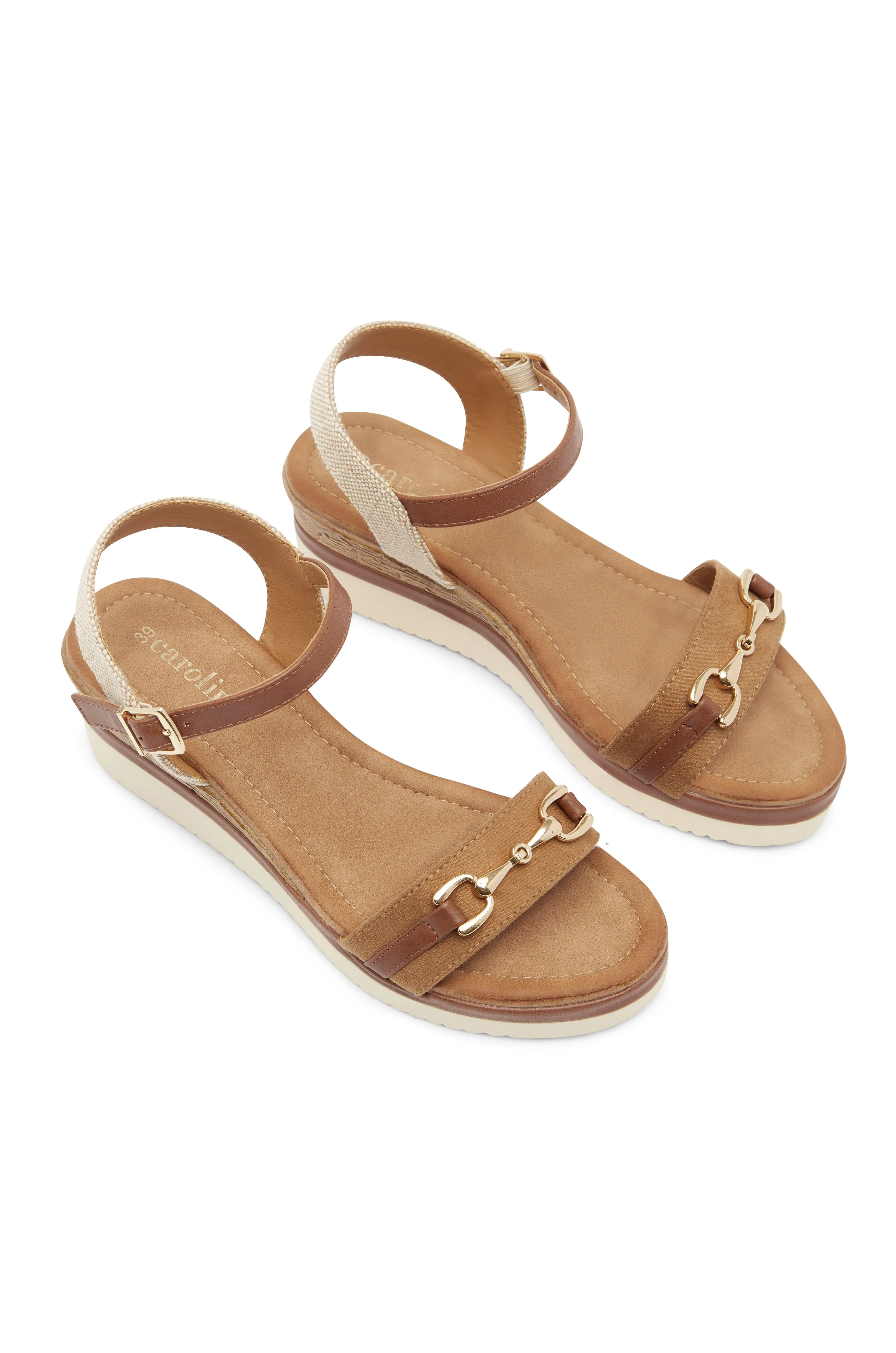 Kassandra Wedges Tan