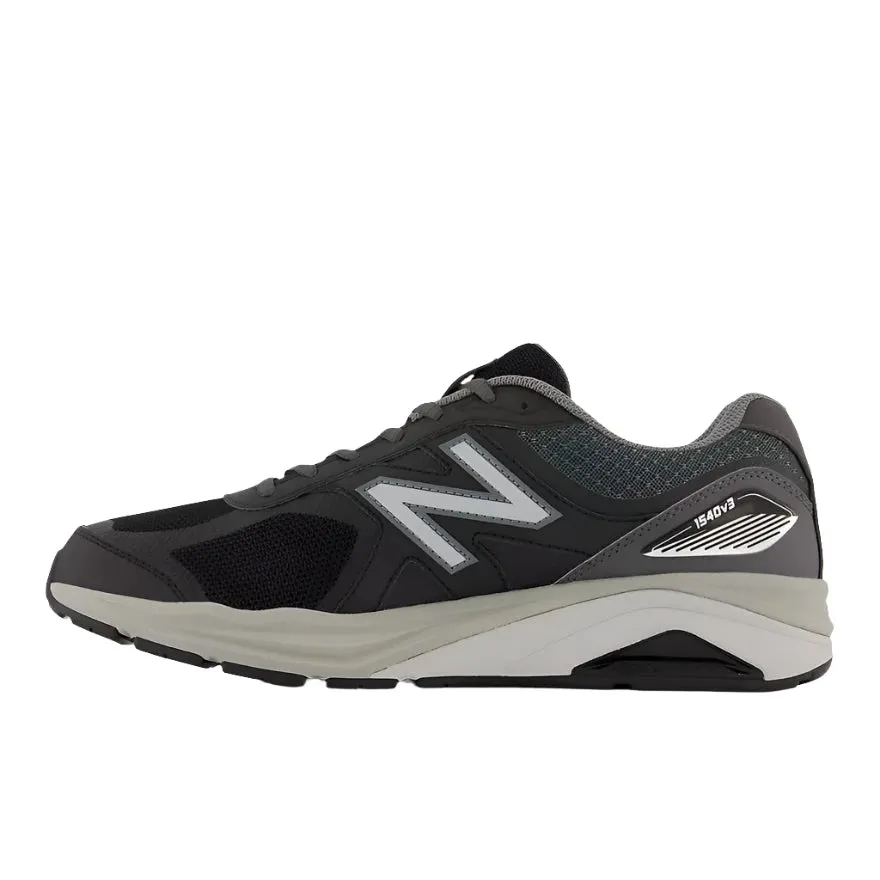 MEN'S NEW BALANCE 1540v3 | BLACK / CASTLEROCK