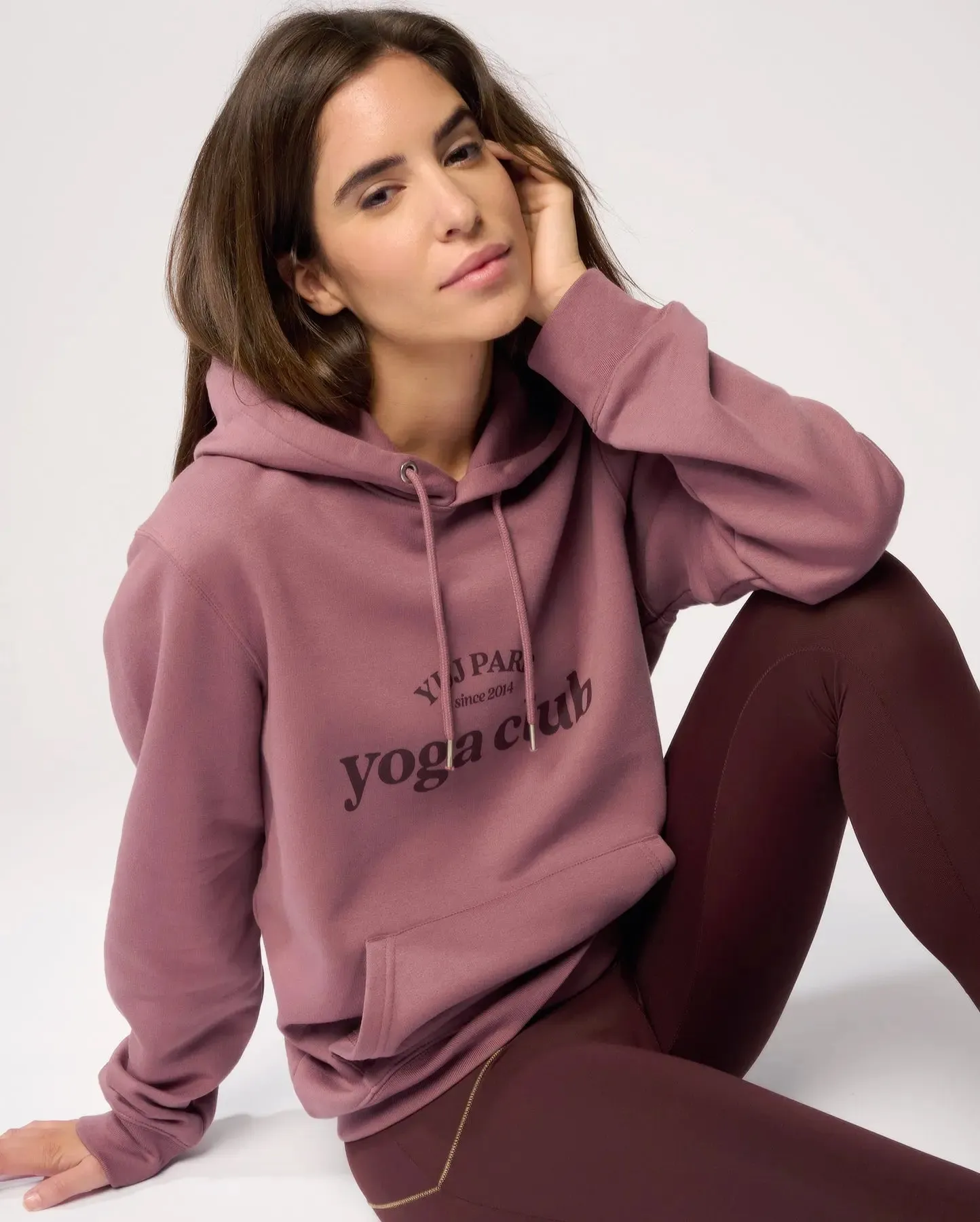 Sweat unisexe en coton bio burgundy YOGA CLUB