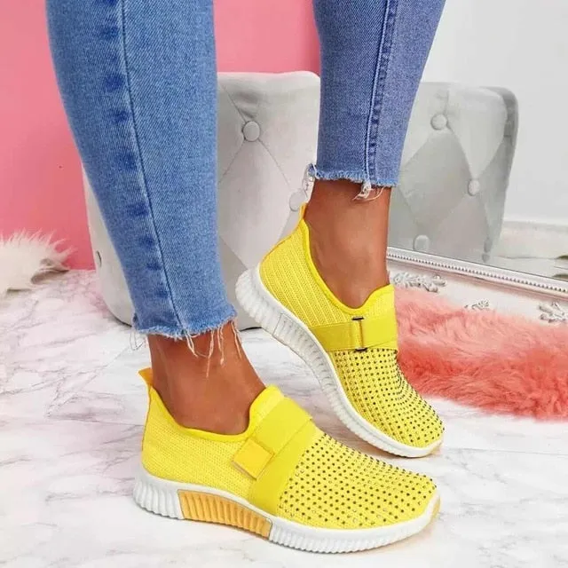 Trendy Casual Solid Color Mesh Sneakers