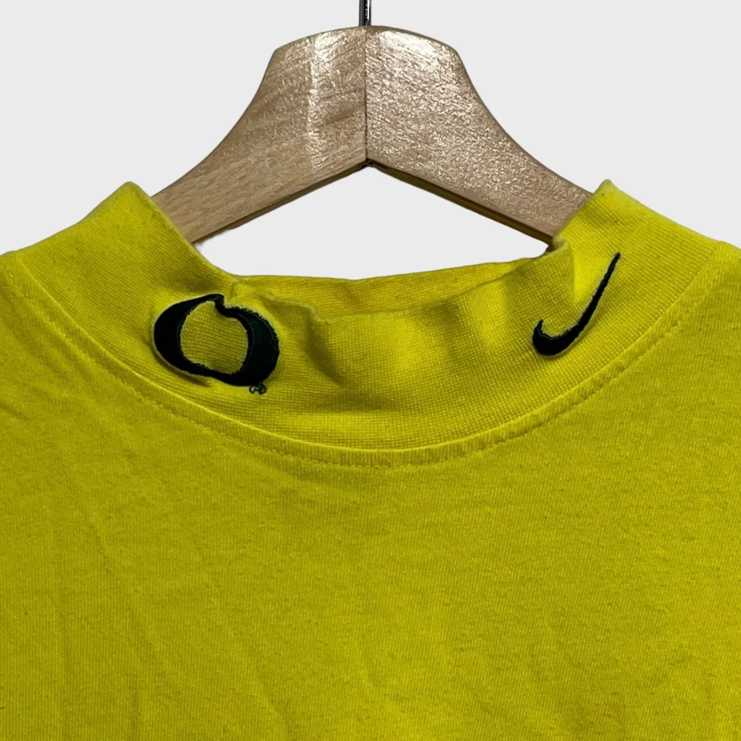 Vintage 2008 Oregon Ducks Mock Turtleneck Shirt L