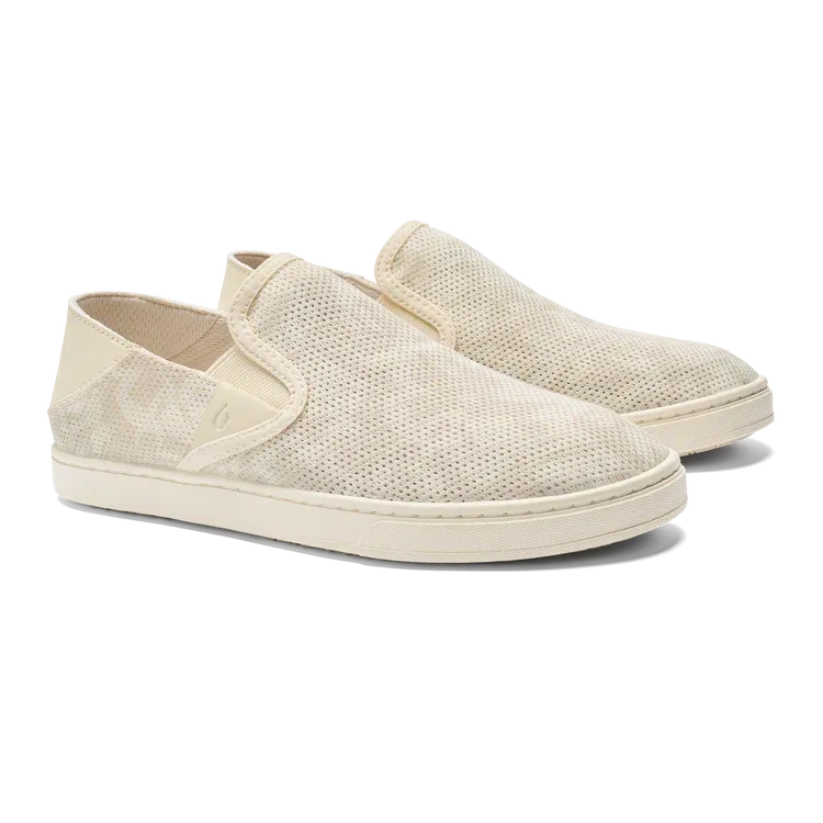 Women's Olukai Pehuea Color: Puka / White