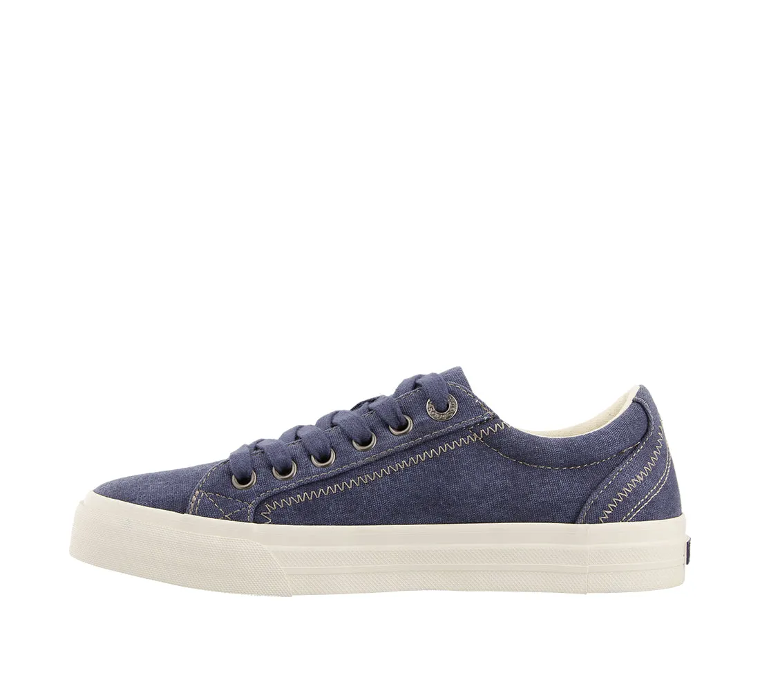 Women's Taos Plim Soul Color: Blue Wash Canvas (REGULAR & WIDE WIDTH)